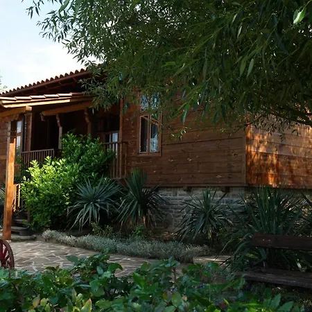 екокомплекс Katunishte