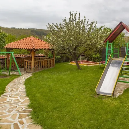 게스트하우스 екокомплекс Katunishte