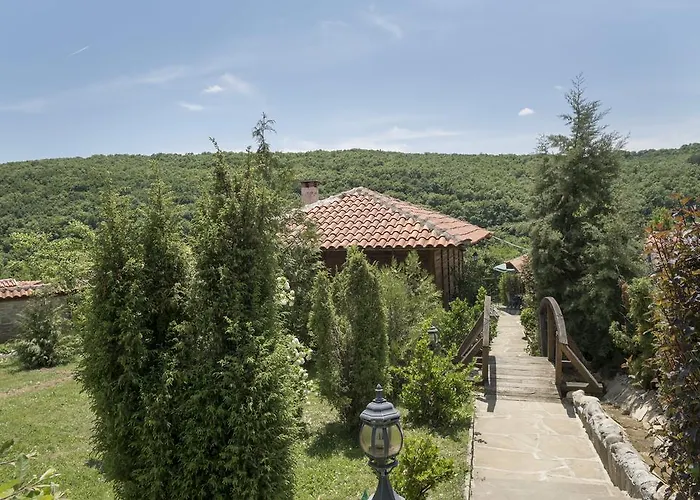 екокомплекс Katunishte